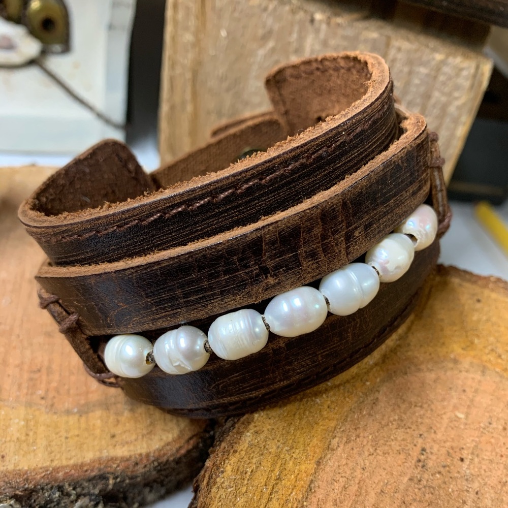 Leather cuff